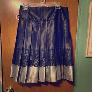 Women’s skirt